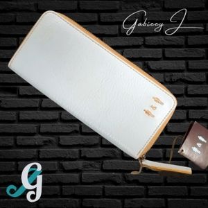 Nwt,Azure Matt and Nat Vegan Wallet